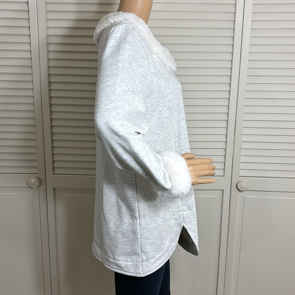 NWT Soft Surroundings Aprés Ski Faux Fur Top Medium - Picture 6 of 12